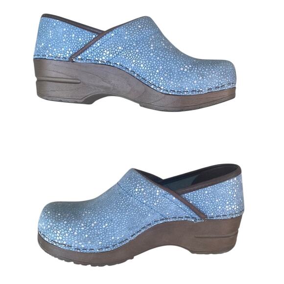 Sanita Professional Blue Leather Clogs Womens 4 EU 35 Work Nursing Comfort Shoes - Picture 1 of 16